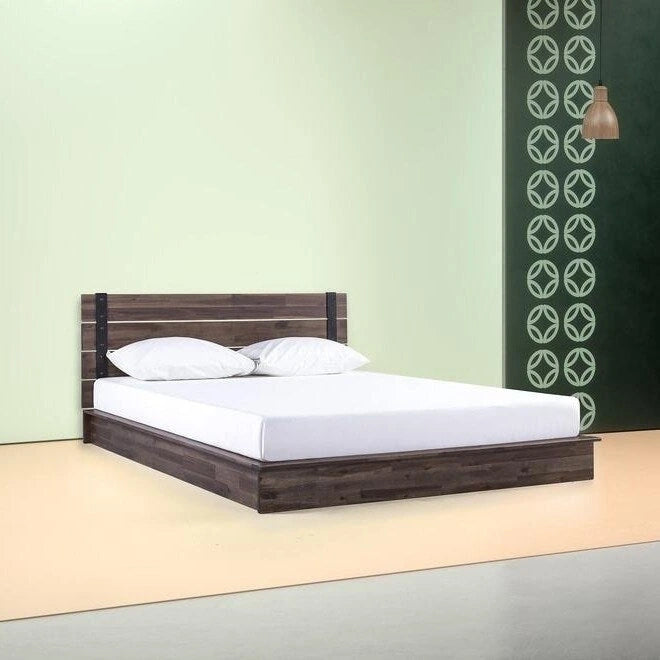 Cadre de lit plateforme bas industriel en bois de style rustique King Size