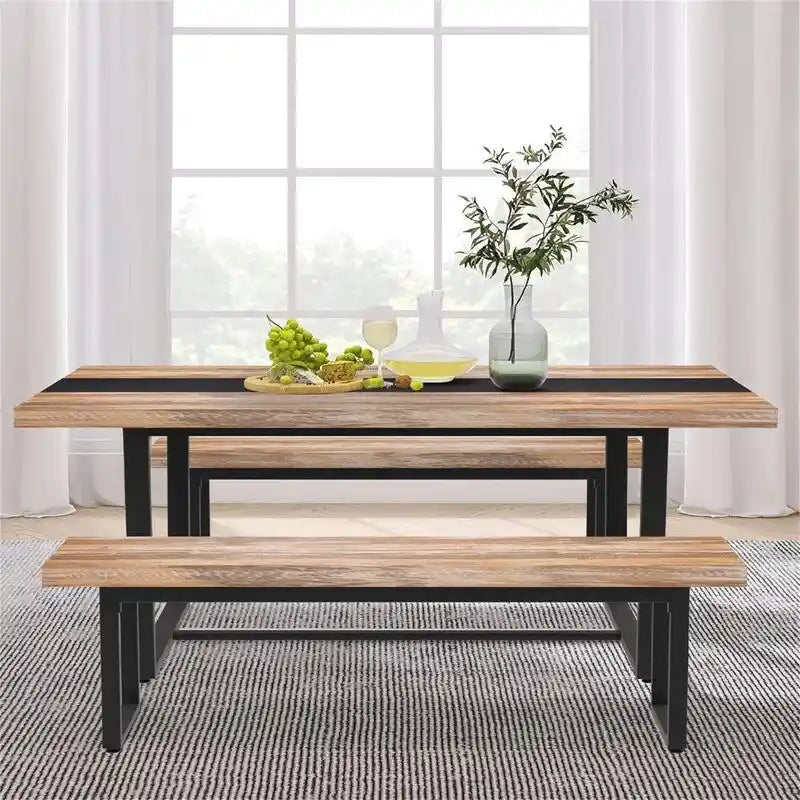 Bancs de table de cuisine intérieure de ferme