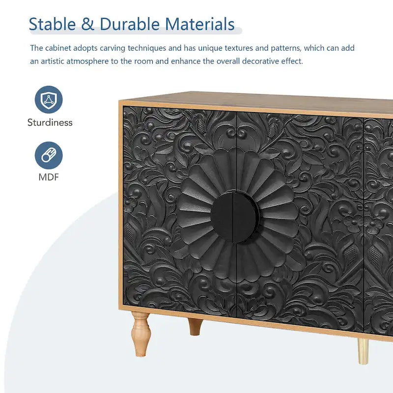 Enfilade avec portes à motif symétrique sculpté