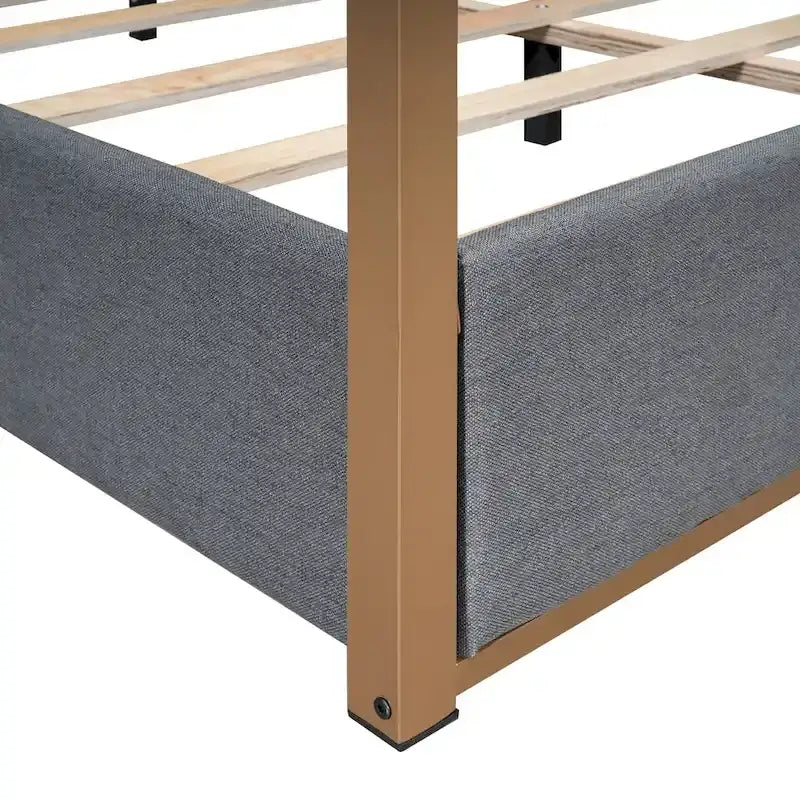 Lit plateforme à baldaquin Queen Size rembourré avec tête de lit et cadre en métal
